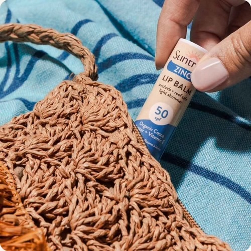 BÁLSAMO LABIAL MINERAL ORGÁNICO SPF 50